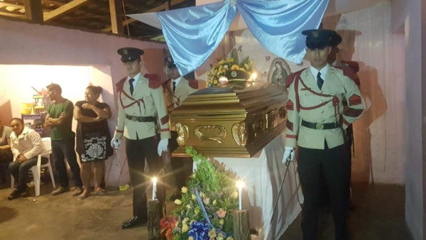 Con honores despiden al policía hallado muerto en Siguatepeque